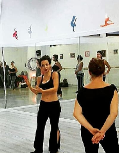 Gallery photo 4 of Mona Kafelebasi Belly Dancer