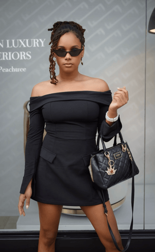Gallery photo 4 of Mone Symone