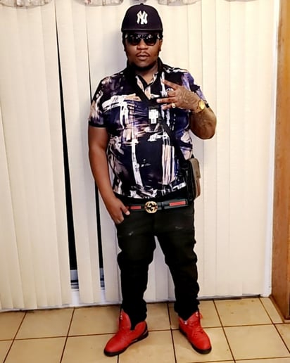 Gallery photo 4 of Money Mission Boy