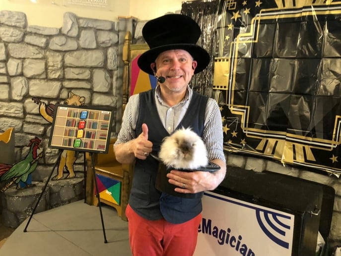 Gallery photo 5 of Monty the Magician