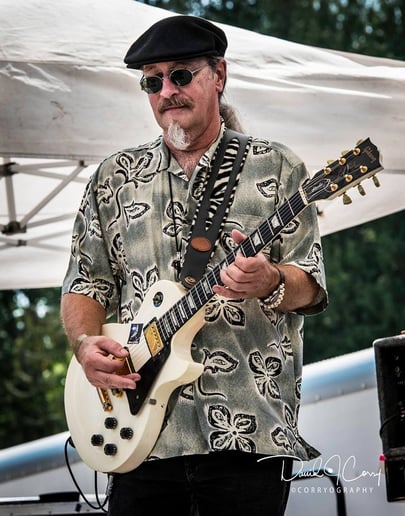 Gallery photo 3 of Moon Daddy Band