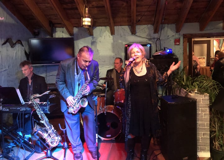 Gallery photo 3 of Julie Kinscheck/Moon Glow