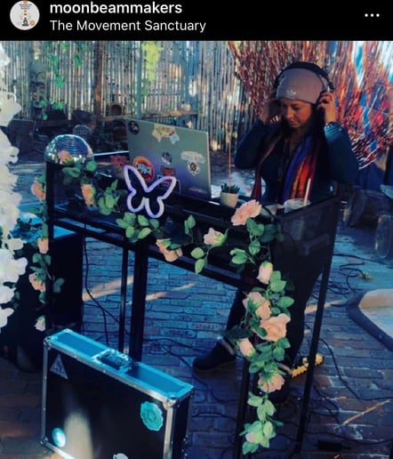 Gallery photo 8 of Moonbeam Music Entertainment & Mobile DJ