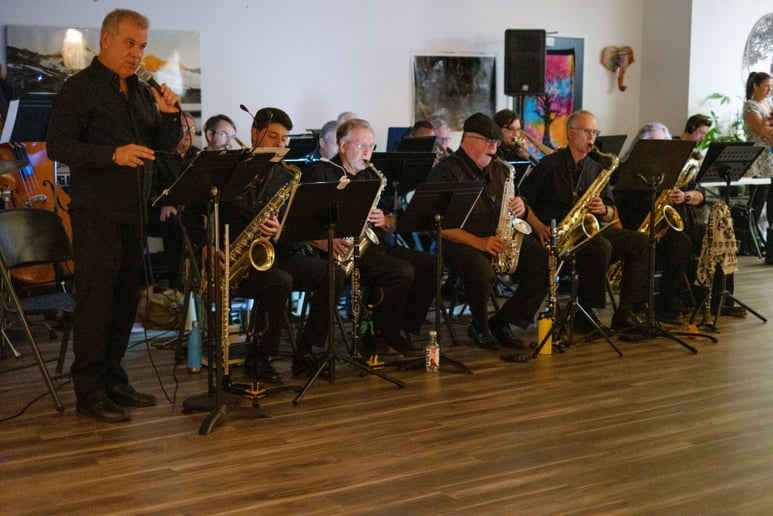 Gallery photo 1 of Moondust Big Band