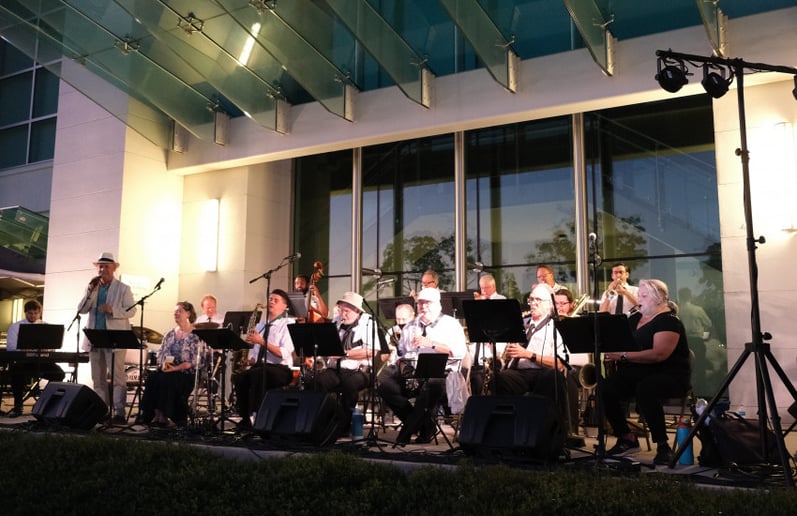 Gallery photo 2 of Moondust Big Band