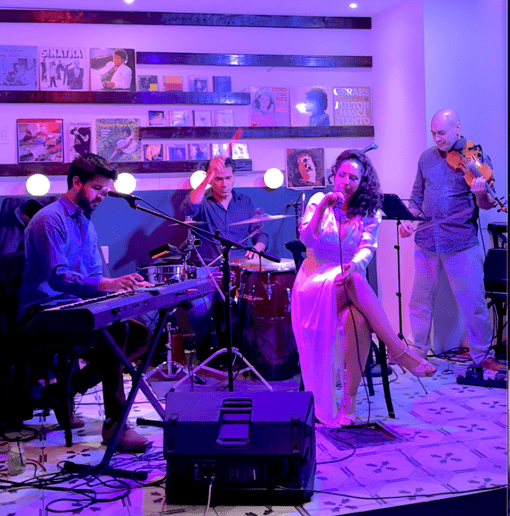 Gallery photo 2 of Moonlight Jazz Duet