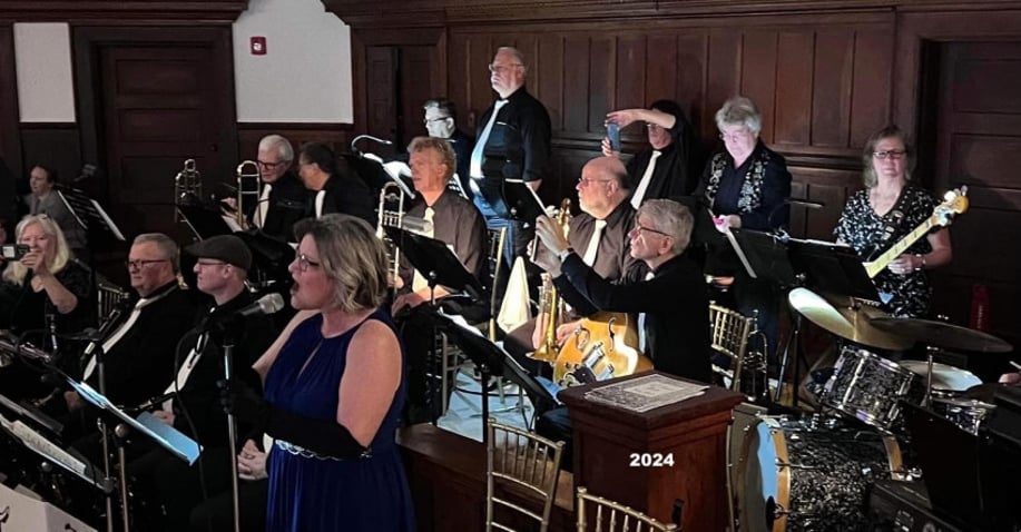 Gallery photo 1 of Moonlight Swing Orchestra