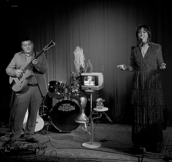 Gallery photo 3 of Moonlighting