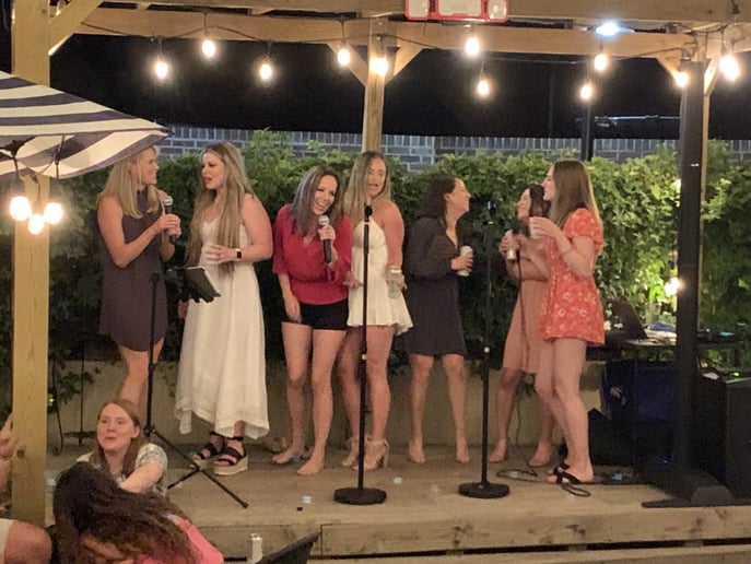 Gallery photo 2 of Moore Karaoke