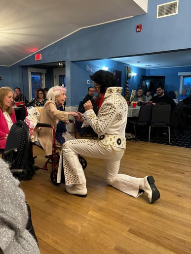 Gallery photo 2 of More Elvis Tribute - Paul Wyle