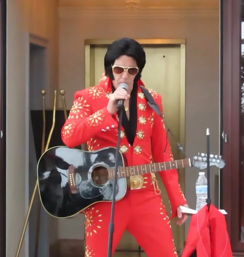 Gallery photo 9 of More Elvis Tribute - Paul Wyle
