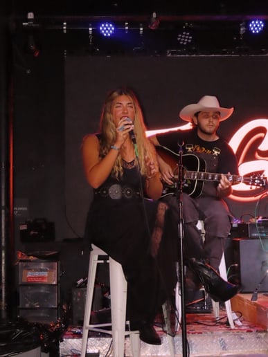 Gallery photo 5 of Morgan Higman & The Sticks