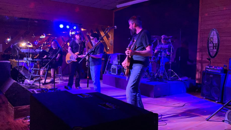 Gallery photo 10 of Mother Kelly Band