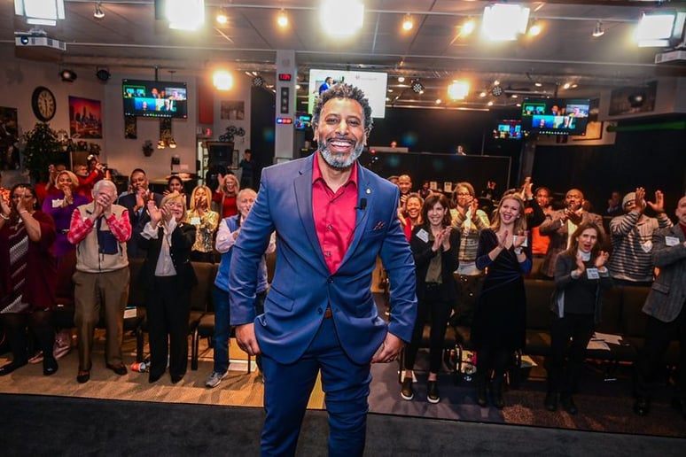 Gallery photo 3 of Motivational Speaker