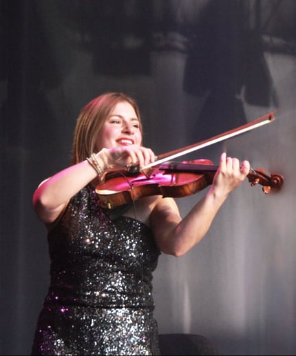 Gallery photo 4 of Erin Z. Violin