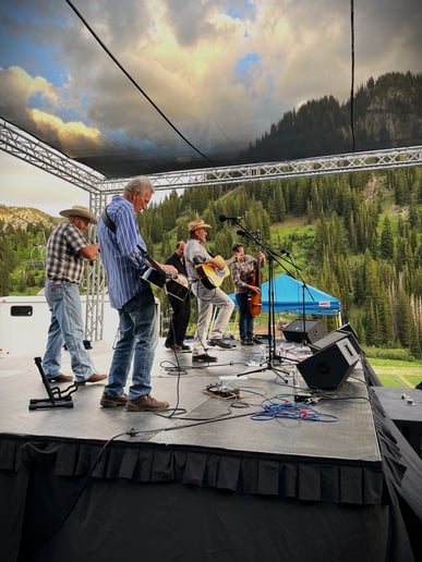 Gallery photo 2 of Mountain Country with Jim Fish