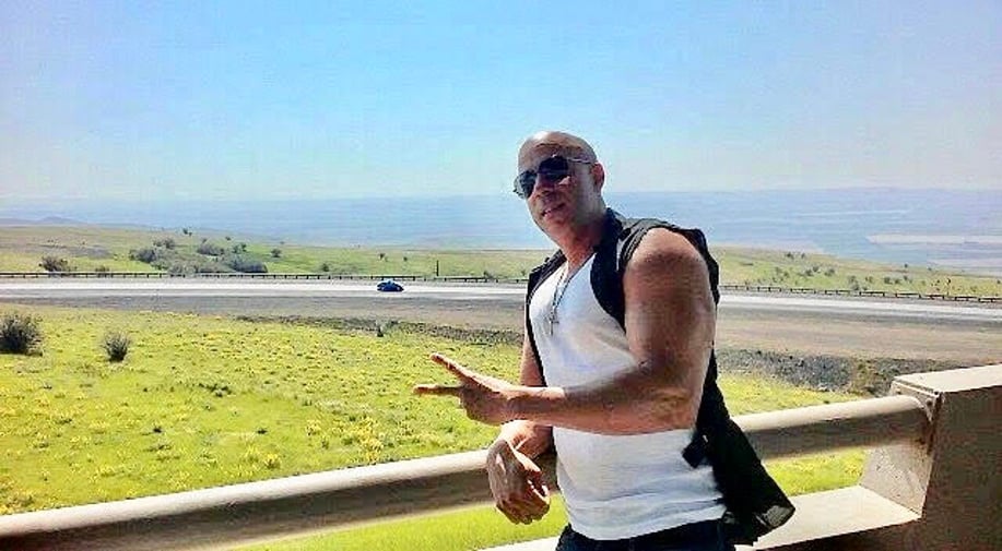 Gallery photo 7 of Gino Alvarez