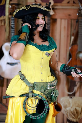 Gallery photo 5 of HarleQuindolin