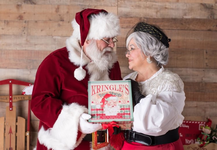 Gallery photo 2 of Mr. and Mrs. Charles Kringle