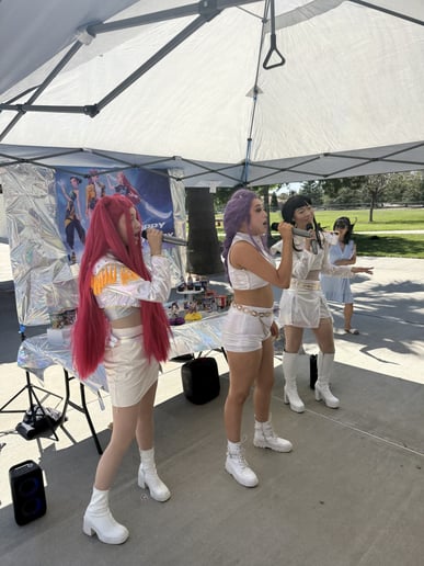 Gallery photo 3 of K.T. & Friends