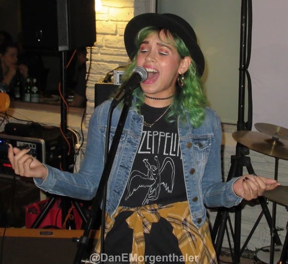 Gallery photo 9 of Mr. Jacob “Rock & Pop 90's Hits”