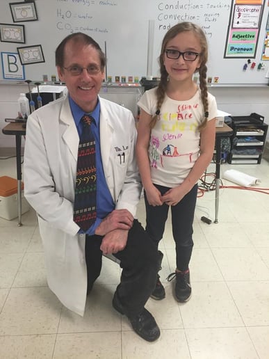 Gallery photo 3 of Mr. Lee's Science Magic