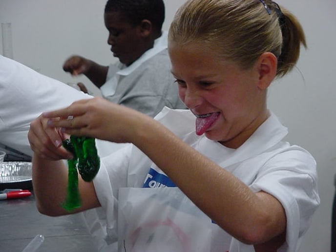 Gallery photo 5 of Mr. Lee's Science Magic