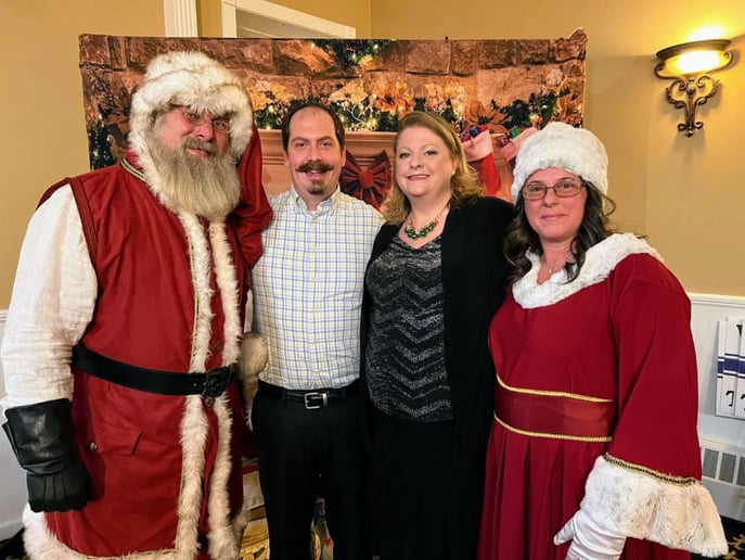 Gallery photo 4 of Mr & Mrs Claus of Waterbury