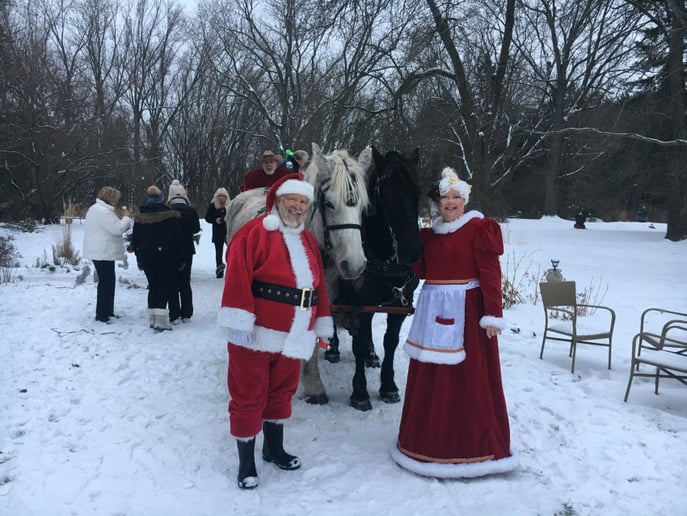 Gallery photo 33 of Santa & Mrs. Claus of the Twin Cities