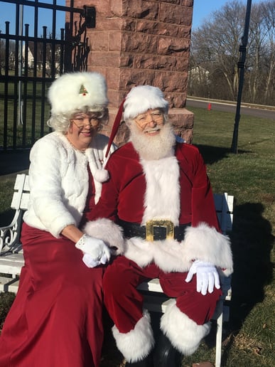 Gallery photo 35 of Santa & Mrs. Claus of the Twin Cities