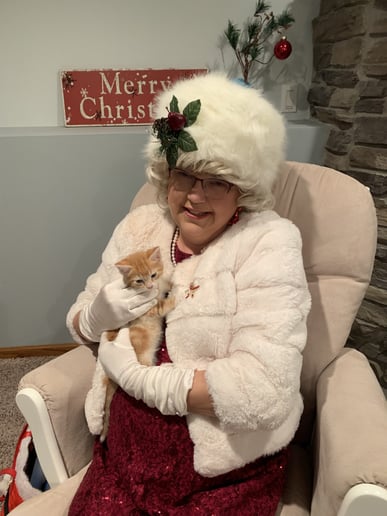 Gallery photo 36 of Santa & Mrs. Claus of the Twin Cities