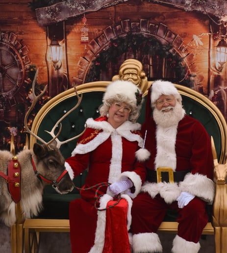 Gallery photo 41 of Santa & Mrs. Claus of the Twin Cities