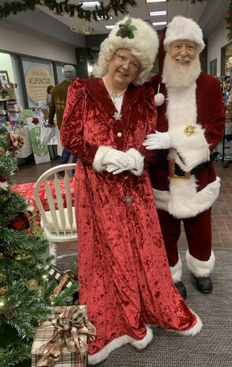 Gallery photo 45 of Santa & Mrs. Claus of the Twin Cities