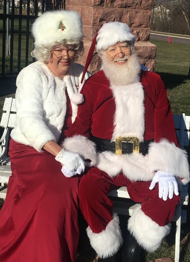 Gallery photo 47 of Santa & Mrs. Claus of the Twin Cities