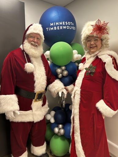 Gallery photo 60 of Santa & Mrs. Claus of the Twin Cities