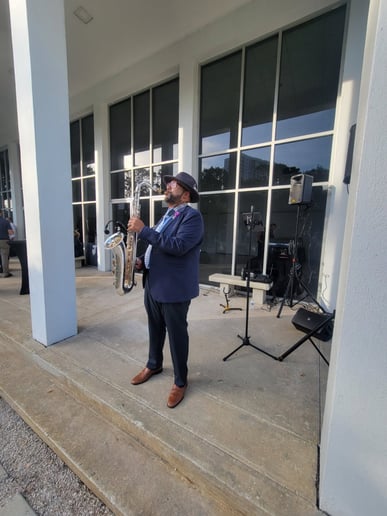 Gallery photo 1 of Mr. Olo Music