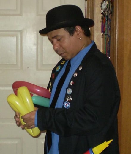 Gallery photo 4 of Mr Vega "The Balloon guy"
