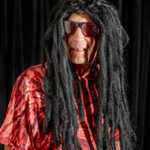 Gallery photo 10 of Vegas Man's Christmas Music & Comedy Extravaganza