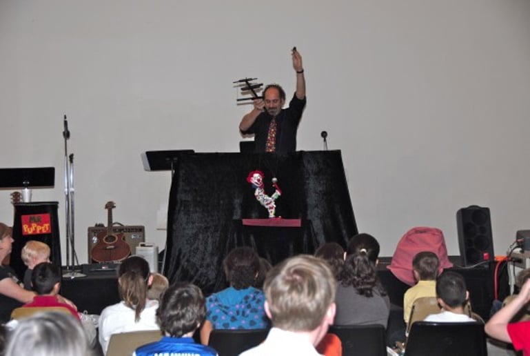 Gallery photo 1 of Mr. Puppet