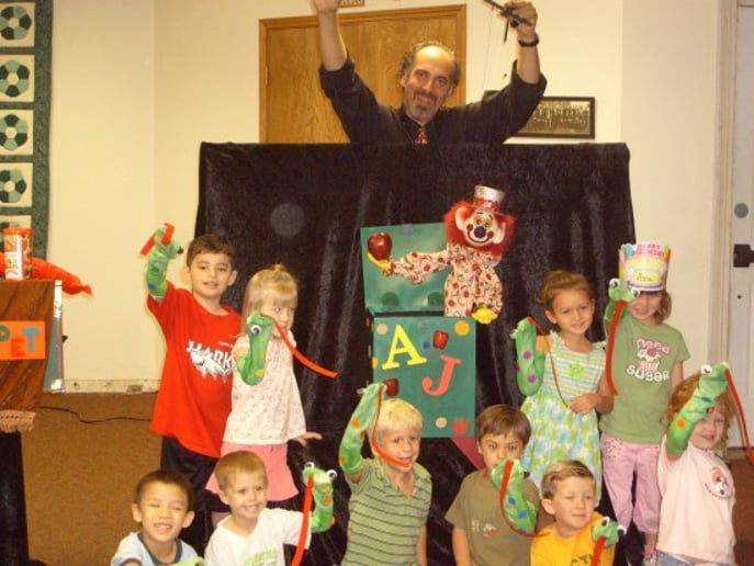 Gallery photo 4 of Mr. Puppet