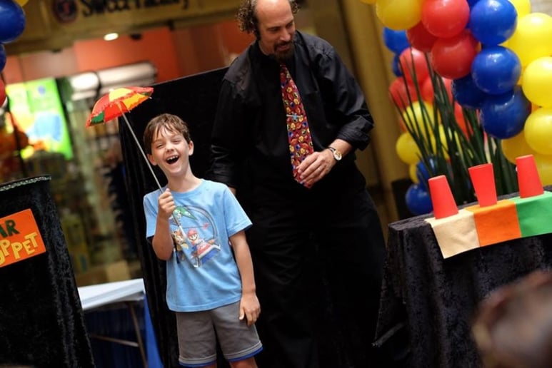 Gallery photo 5 of Mr. Puppet