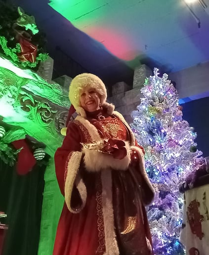 Gallery photo 3 of Mrs. Claus
