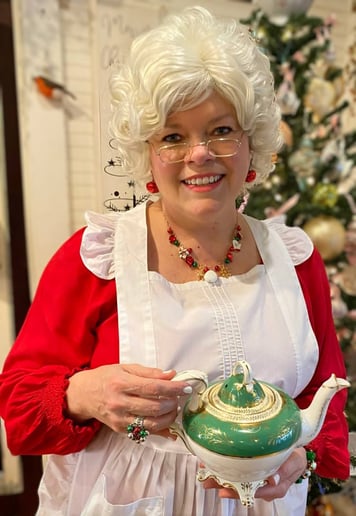Gallery photo 3 of Mrs Claus Cozy Cottage