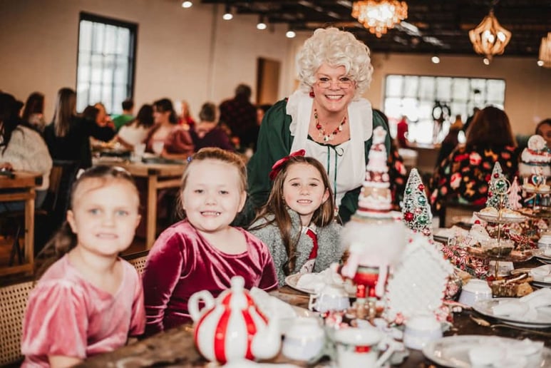 Gallery photo 5 of Mrs Claus Cozy Cottage
