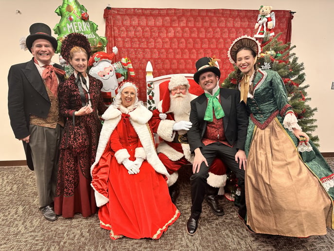 Gallery photo 19 of Mrs Claus