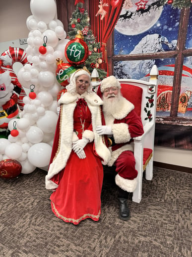 Gallery photo 22 of Mrs Claus