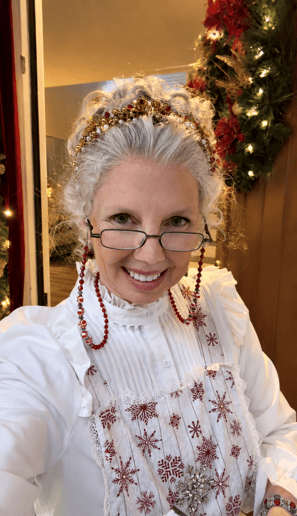 Gallery photo 27 of Mrs Claus