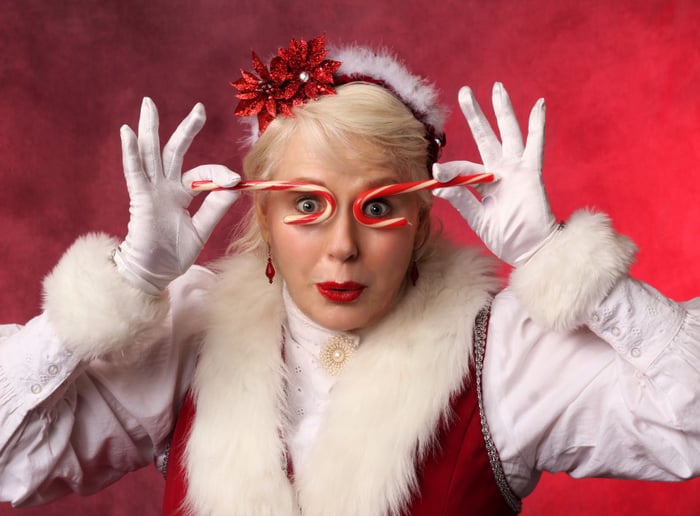 Gallery photo 2 of Mrs. Claus LA