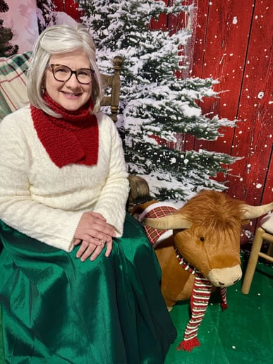 Gallery photo 4 of Mrs. Claus Minnesota