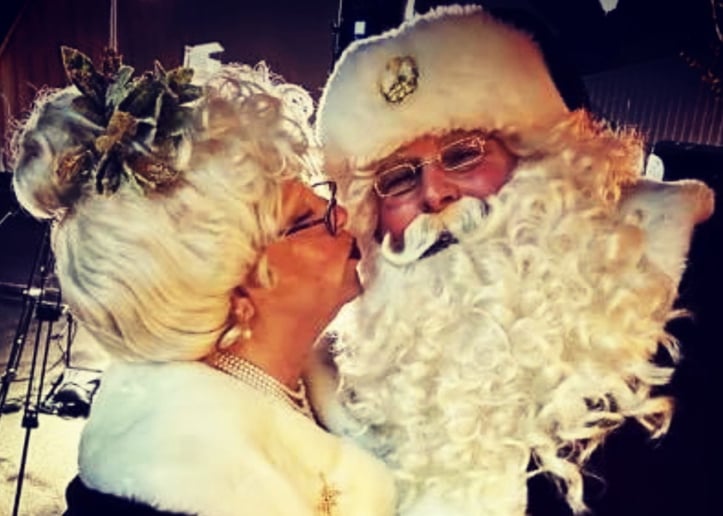 Gallery photo 3 of Mrs. Claus of the OC